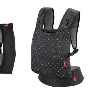 EUC INFANTINO ZIP TRAVEL CARRIER